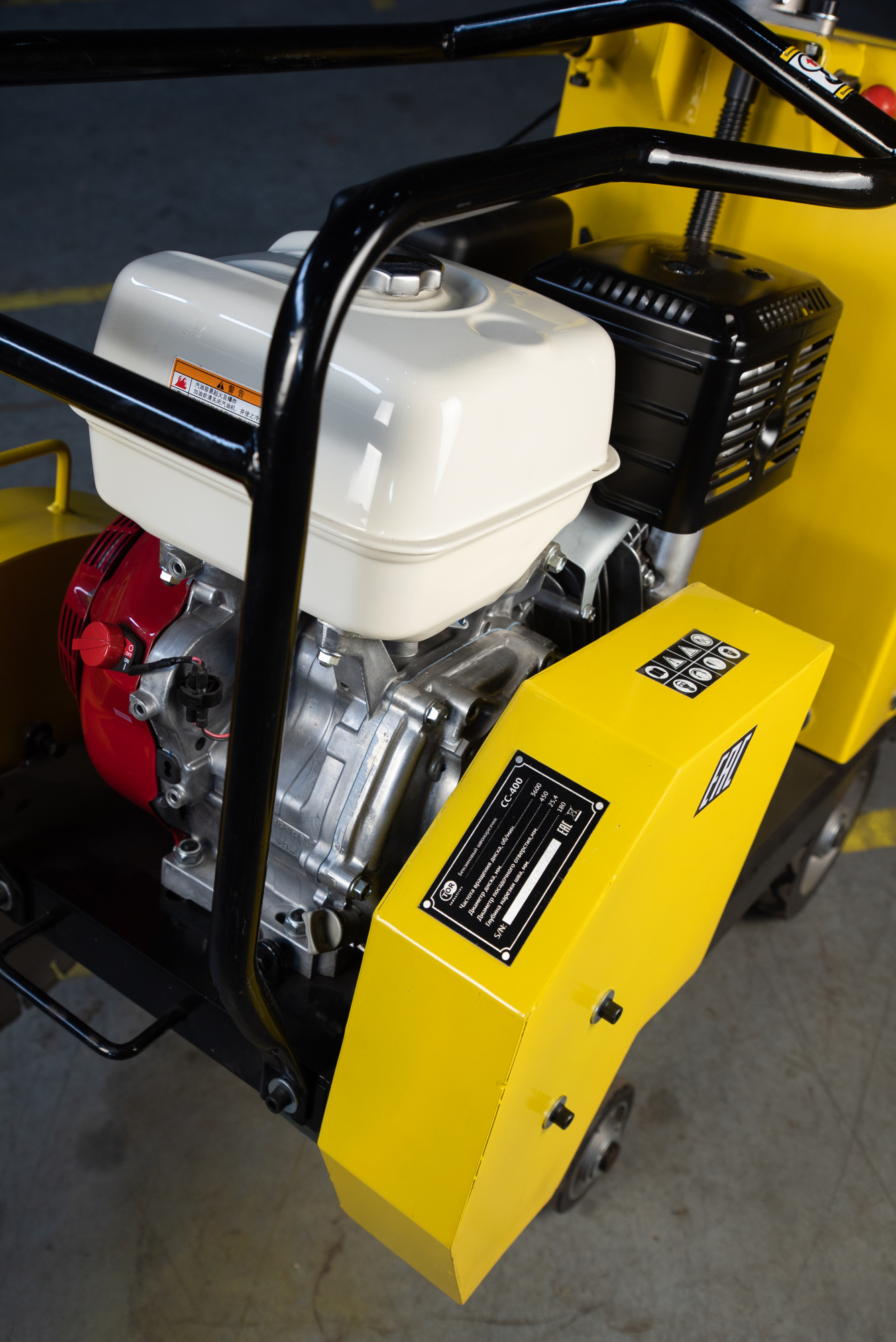 Изображение детальное Швонарезчик бензиновый (Loncin) TOR CC-400 PRO